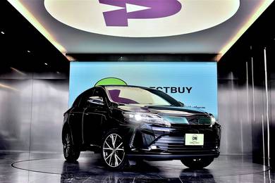 Toyota Harrier ELEGANCE in Chan Sow Lin, KUL
