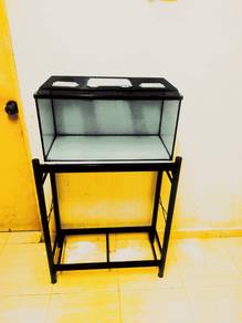 2ft aquarium,cover, stand.