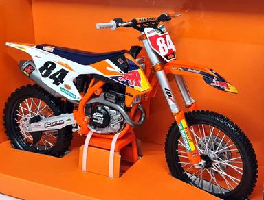 Maisto 1/6 (33cm) Supercross KTM 450 SX-F # 84