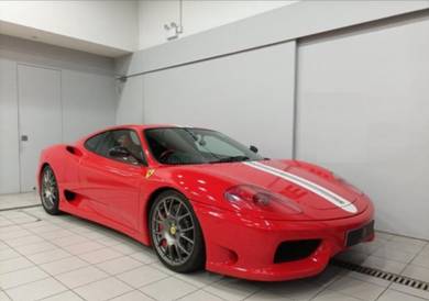 Ferrari 360 MODENA in KLCC, KUL