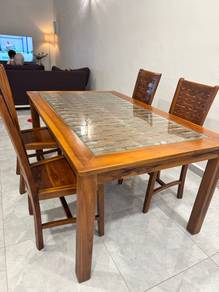 6 Seater Dining Table with 4 Chairs