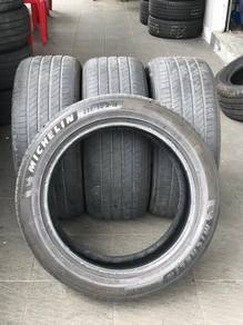 235/50/18 Michelin Primacy 4