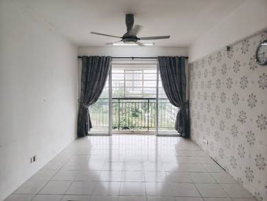 Apartment For Rent in Hijauan Heights
