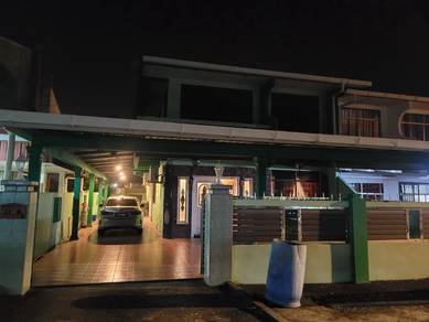 Semi-Detached House For Sale in Batu Arang,LBN