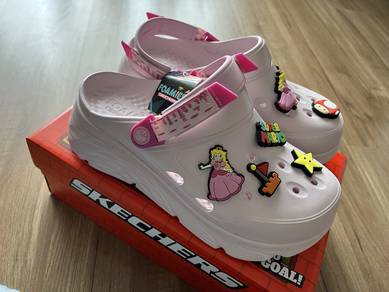 Skechers x Nintendo Super Mario Foamies