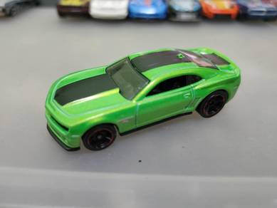 Hotwheels Green 2013 Chevy Camaro Special Edition