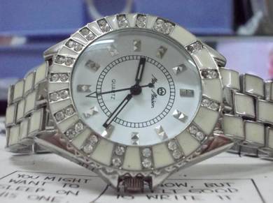 Original Mary Maison girl watch