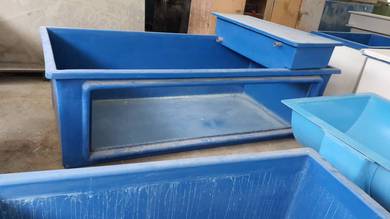 Fiberglass Fish tank / Top Filter ( offer )