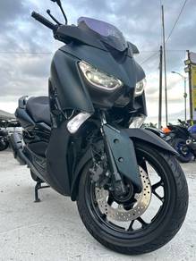 Yamaha XMAX