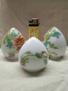 Birdfeeder Cawan Burung White Carnation 20-CBF304