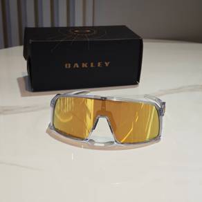 Oakley Sunglass  OO9406A-5337 🕶️