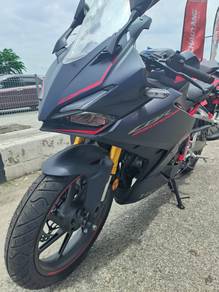 Honda CB250R