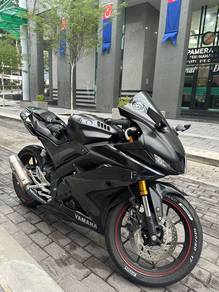 Yamaha R15
