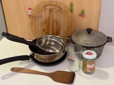 Kitchen dishes