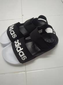 Adidas Adilette Sandal 7uk 25.5cm like new