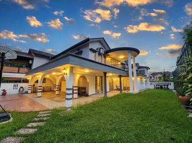 Semi-Detached House For Sale in Shah Alam,SGR