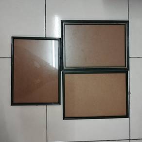 3x frame gambar/dokumen terpakai (saiz A4)