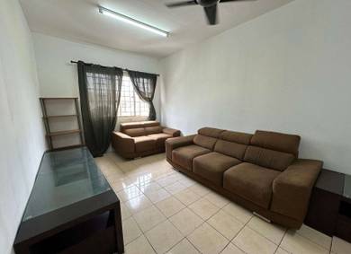 Apartment For Rent in Kinrara Putri