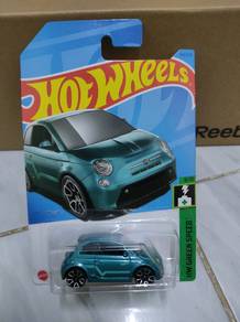 Hotwheels Green Fiat 500e