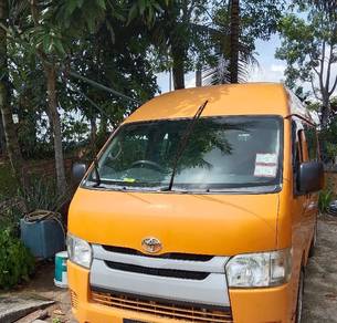van sekolah Toyota hiace diesel untuk dijual 
