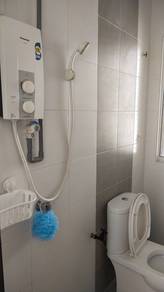 Service Residence For Rent in Avenue Crest