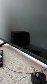 smart tv skyworth utk di letgo, 32"