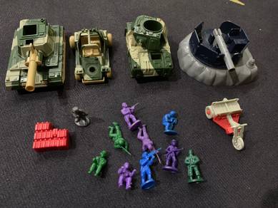 Vintage Zero Hour Bluebird toy set