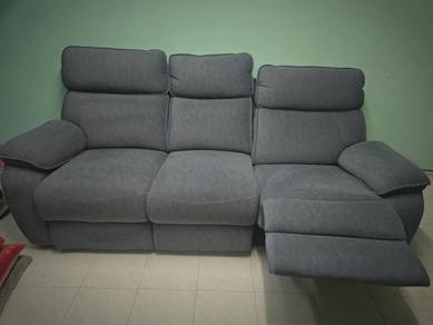 3-Seater(Recliner1) +  2-Seater Sofa Set.
