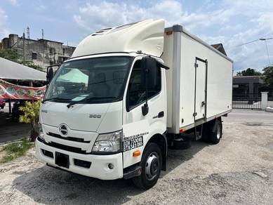 2022 HINO XZC730R Freeze -18c Box 18ft