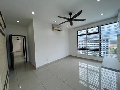 Service Residence For Sale in Seri Austin Residence Luxury Apartment