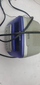 Jam digital alarm & radio