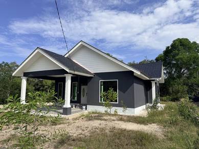 Bungalow House For Rent in Marang,TRG