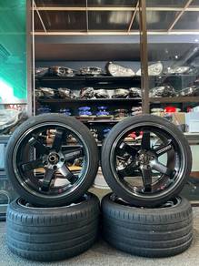 Honda FK8 Rays Volk Racing TE37 Forged 18"