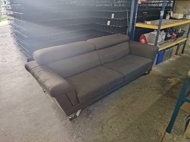 SOFA 3 SEATER WITH hearest 