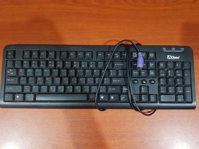 Keyboard and 4 computer mouse