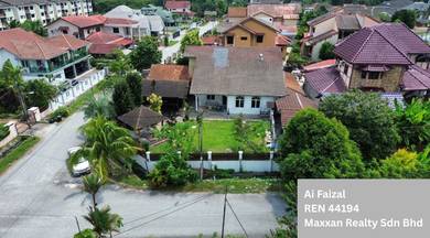 Bungalow House For Sale in Bangi,SGR