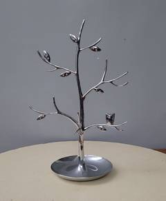 Metal jewellery display tree