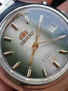 (A843) Vintage Japan Green Dial Orient Watch