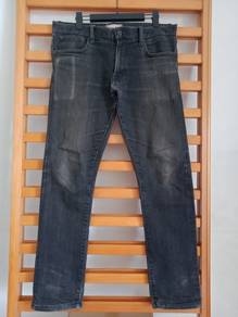 Uniqlo selvedge black jeans GU levis nike adidas