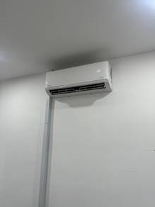 Aircond 1.5HP Midea free wall bracket