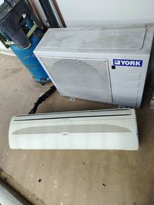 Aircond York 1.5HP