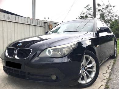 BMW 523i 23i SE in Ampang, SGR