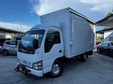 20 Isuzu NKR77 Box Kotak 13 Kaki Boleh Loan