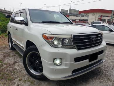 Toyota Land Cruiser ZX in Salak Selatan, KUL