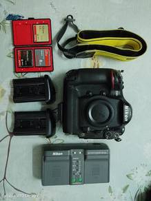 Nikon D4s