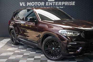 BMW X3 xDrive30i in Desa Petaling, KUL