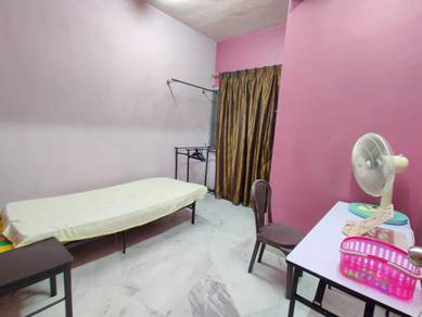 Room in Ampang, SGR