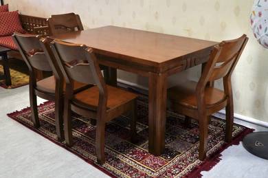 solid wood dining table and 6 chairs