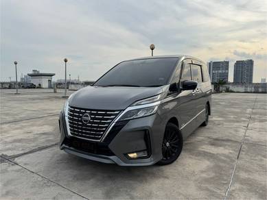 Nissan Serena PREMIUM HIGHWAY STAR in Bandar Puteri Puchong, SGR