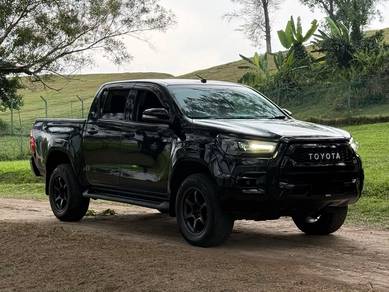 Toyota Hilux E in Sungai Besi, KUL